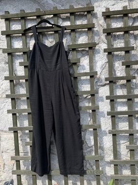 Old Navy jumpsuit, linen blend, fit & flare, black, size L